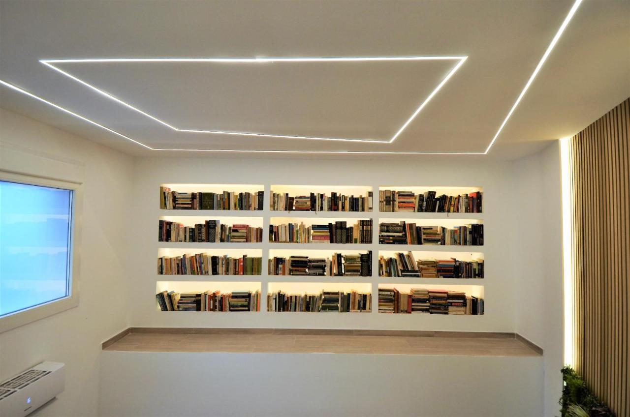 דירות Biblioteca De Lujo En El Centro Historico De מאלגה מראה חיצוני תמונה